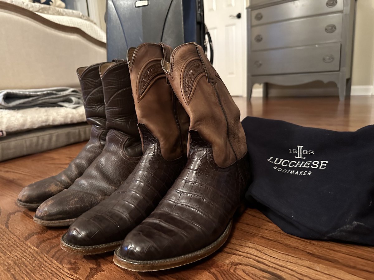 jcazana's tweet photo. Packing for #CREate365. Someone remind me…is this the formal or casual conference. #BootsMatter #Texas #SIOR @SIORglobal https://t.co/7E4e9G5uvC