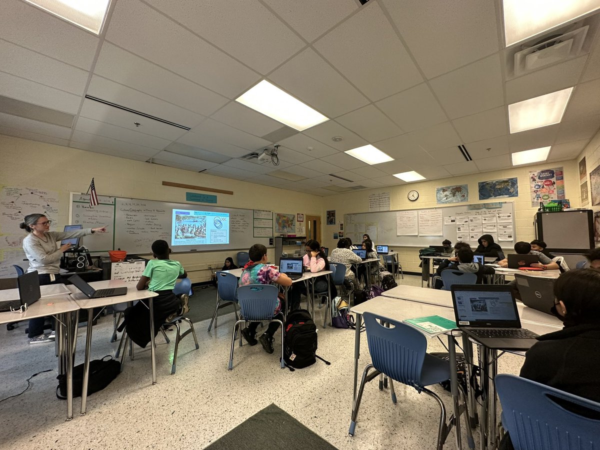 HerrEducation tweet media