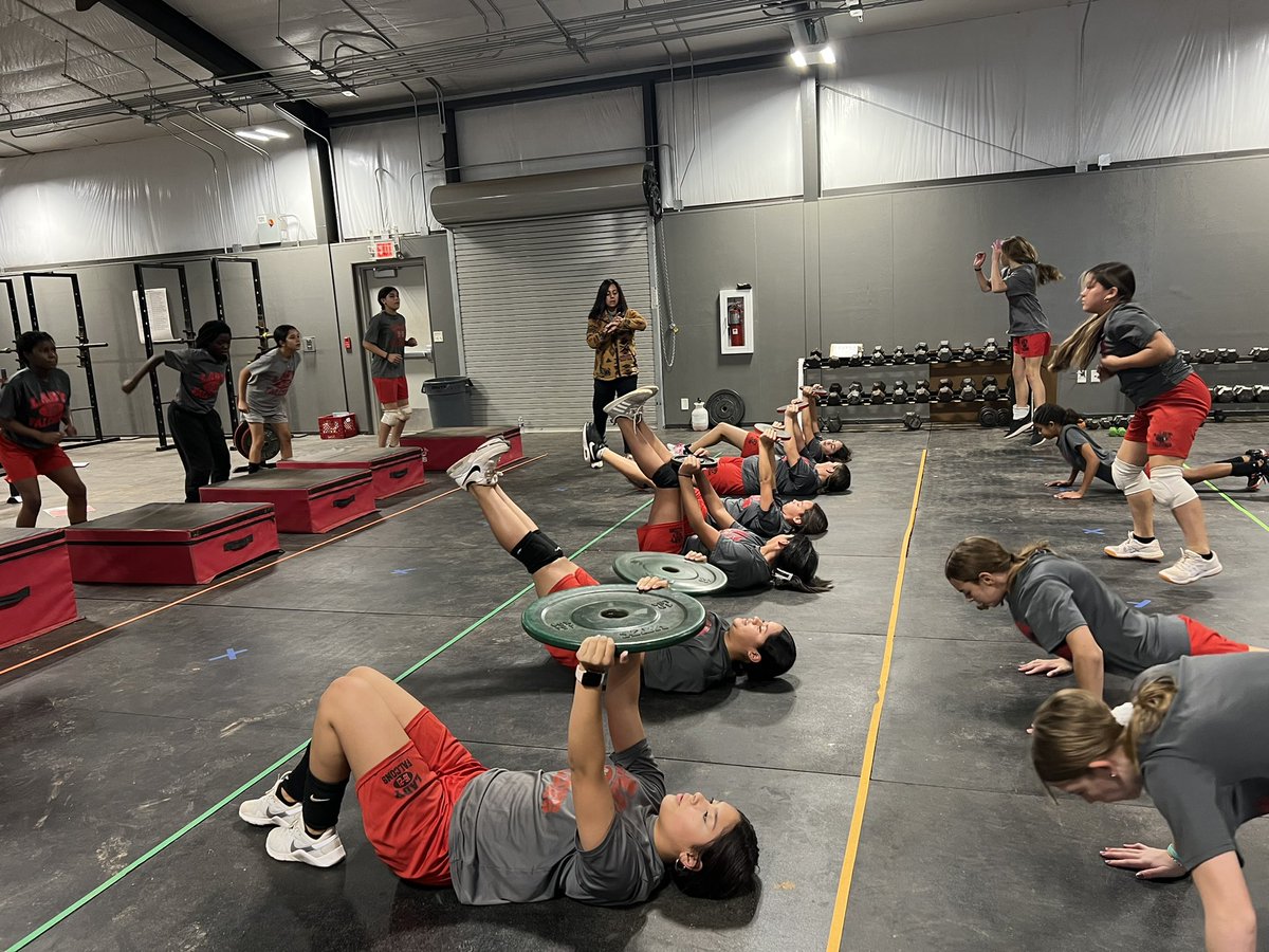 mann_girls's tweet photo. Bigger, Faster, Stronger…DO WORK!
#OTOF
#OutGrind
#OutHustle
#OutWork
#Everyone https://t.co/g51WLlg4VD