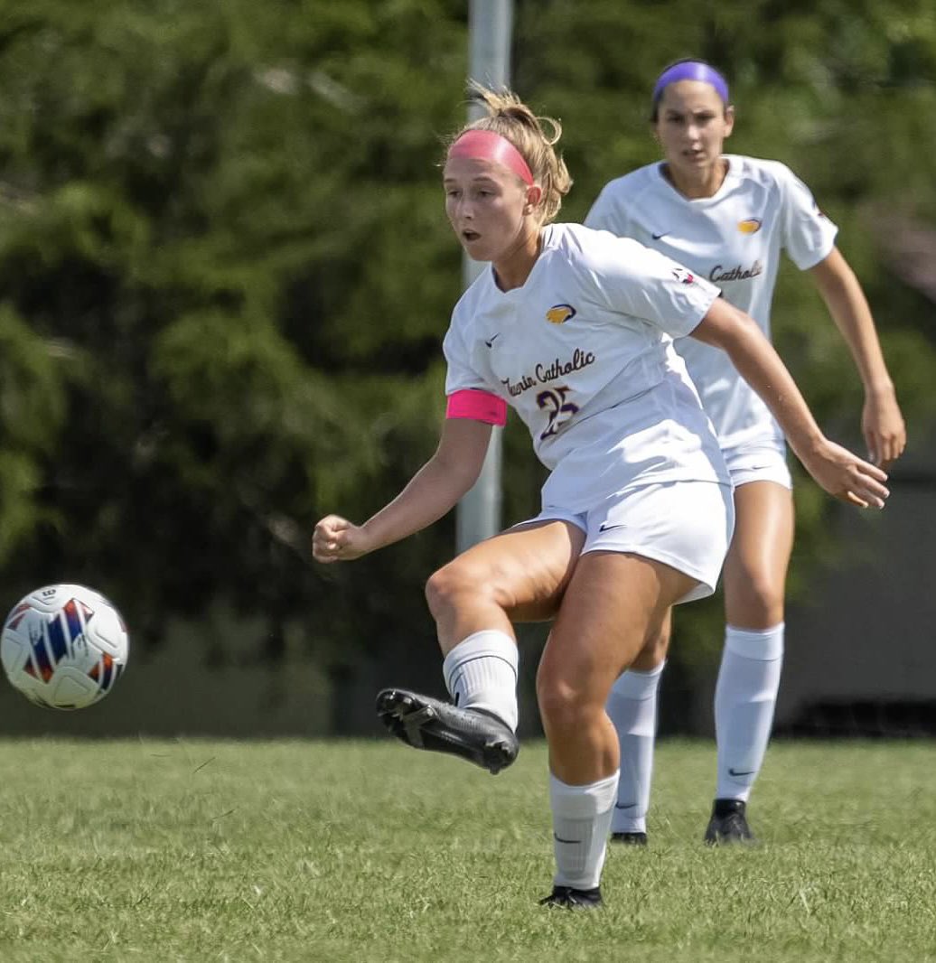 GCHSGirlSoccer's tweet photo. Congratulations to Sutton Worman for being nominated All District 1st team by @IndianaSoccerCA 👏👏👏💜⚽️ #WAO #gcgs https://t.co/if4m0Asb3R
