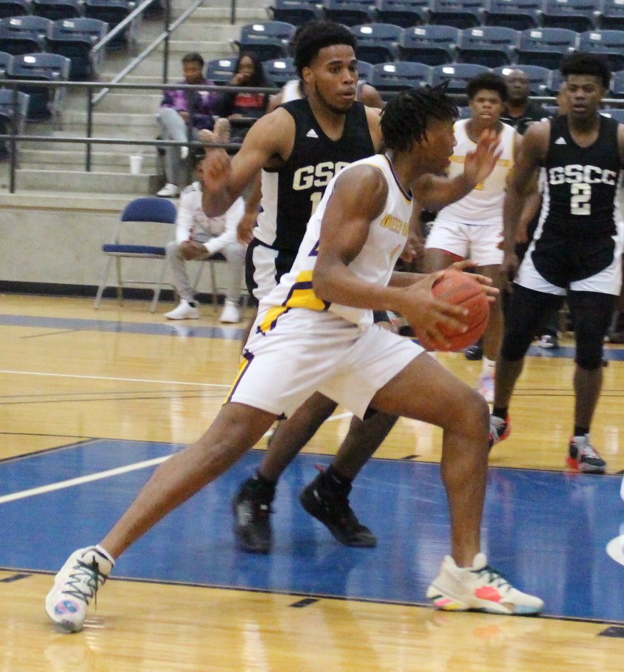 6’6 AD Lamonte powers up at Gadsden State