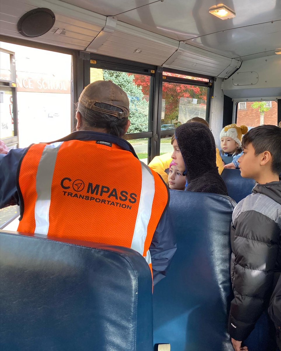 stconstance2019's tweet photo. Practicing safety procedures this month. 1st: Bus Evacuation Drill  🚌 @ChiCathSchools @ChicagoCAPS16 https://t.co/Ay6ljvF7qo