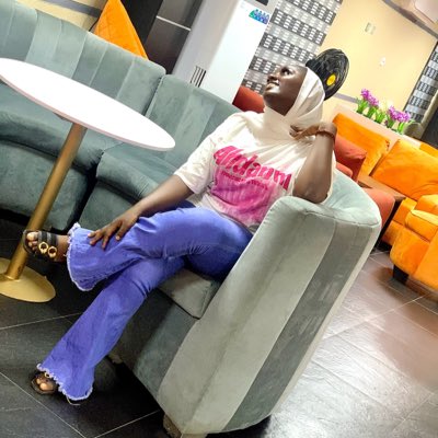 Chizkidbabe's tweet photo. #NewProfilePic https://t.co/jtPQY6yfxQ