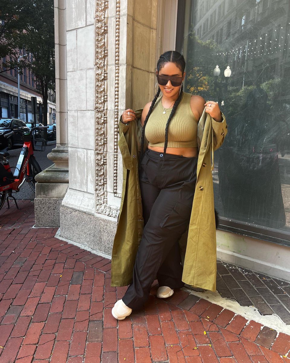 tianatee on Twitter: "Outfit check @OfficialPLT"