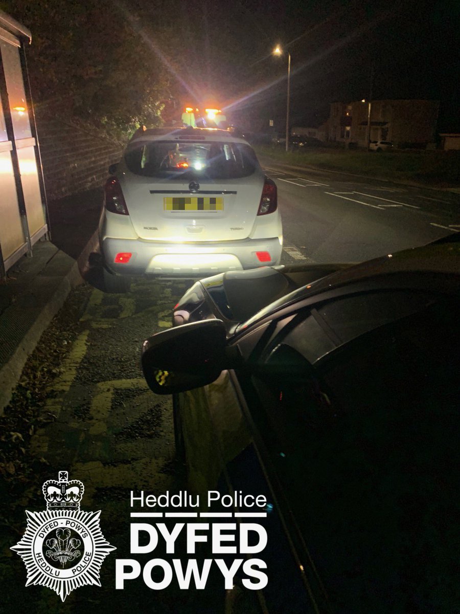 PCAlexJones's tweet photo. Pwll - No Insurance since August! #checkyourdocs #noinsurance @DriveInsured @ProjectEdward https://t.co/oe1LXCTIyZ