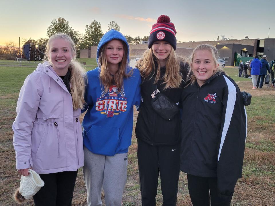 MontigirlsCCTR's tweet image. Congratulations to the girls cross country team for placing 2nd in both the varsity and junior varsity races at the Mississippi 8 Conference Championship! Isabel M (conference champion), Josey N, Alexis R, and Meah M earned All-Conferece honors!!