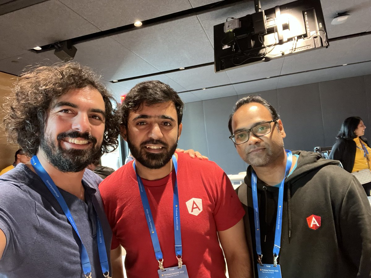 codewith_ahsan's tweet photo. Some good vibes and chat with @SantoshYadavDev and @yjaaidi at the #FirebaseSummit which ended till the dinner at 10ish PM 😄 Fun day!
It was fun talking about a lot of Web stuff being Angular GDEs. 
.
.
.
#newyork #gde #angulargdes #googledevexperts @GoogleDevExpert https://t.co/YFsQDp7t0D