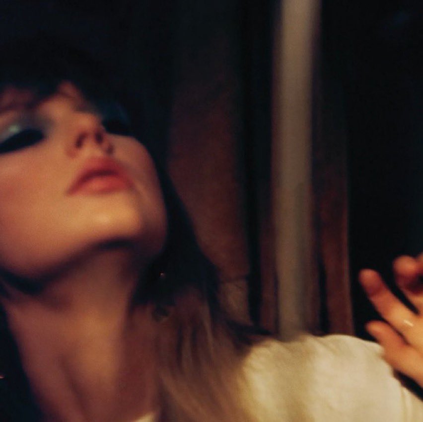 MundoSwiftt's tweet photo. 2 DIAS PARA MIDNIGHTS DE TAYLOR SWIFT https://t.co/U8YokpEvOj