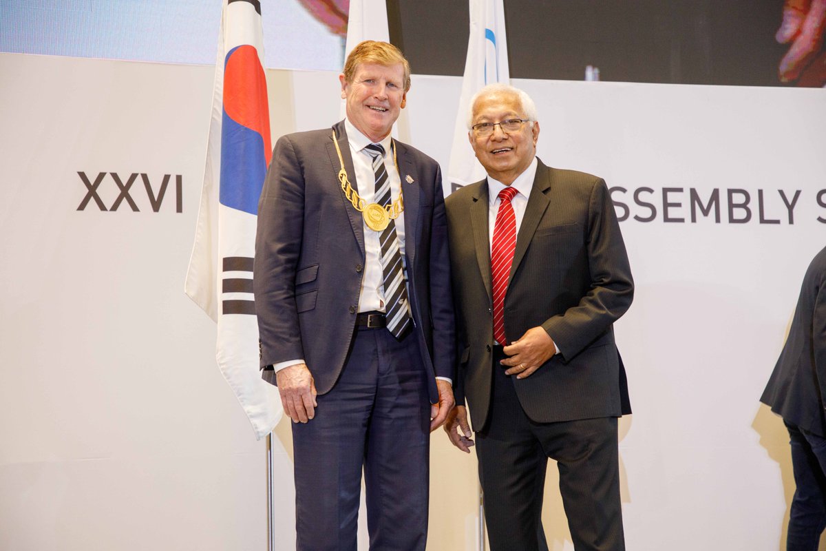 oceaniaolympic's tweet photo. Outgoing @TheNZTeam (NZOC) President, Mike Stanley, received the ANOC Merit Award during the XXVI Association of National Olympic Committees (ANOC) General Assembly today in Seoul, Korea. 

#ANOCMeritAward #TheNZTeam #NZOC #OceaniaTogether https://t.co/yKBuezxlIw