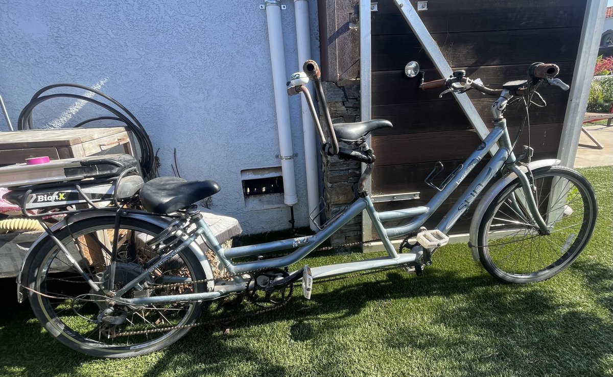 NicoleBurgess23's tweet photo. Hello ⁦@BikeSD⁩ Families

Who’s ready to rock this tandem? Has a bit of power, electric assist, and perfect for passengers 5-12 and yrs old

Awesome for school drop offs, great for conversations, &amp; keeps little ones nearby
#Gobytandem no cost, no commitment, just ride. https://t.co/uA5ikrmd9L