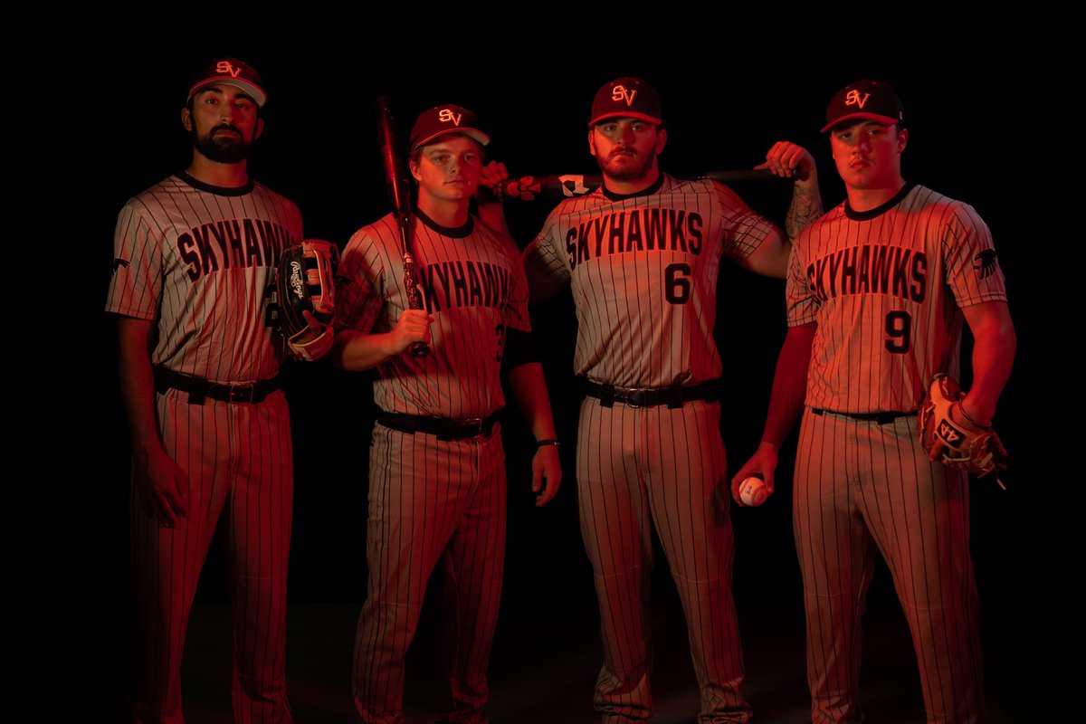 SVSBaseball21's tweet image. Media Day Part 1! Catchers, FR INF, SO Pitchers, and Captain Picture.  Unbelievable job by Jim Grot and Meg Frank with our guys and letting them have some fun with this.