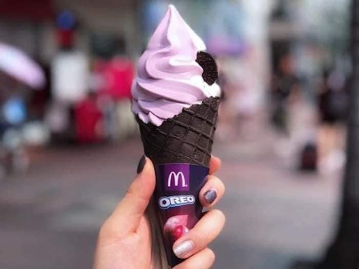KashonMY's tweet photo. Aiskrim perisa baru dekat Mcd. Yang campur dengan Oreo tu nampak sedap 🤤

Claim voucher McD ni cepat 👉 https://t.co/rJXei0DaUr https://t.co/wqb81RDImf