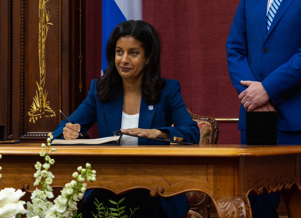 Cérémonie d'assermentation des députés du <a href="/LiberalQuebec/">Parti libéral du Québec</a>. Quelle fierté, honneur et privilège de représenter les citoyens de #SHSA, qui m’ont renouvelé leur confiance pour une troisième fois. Je les remercie du fond du cœur. #polqc