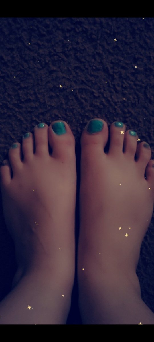 TurtleGirl137's tweet photo. What's your fantasy??? 

#feetworship #feet #feetfinder #feetpicsforsales #onlyfans #onlyfan #contentforsale https://t.co/ysH9pkSXUW