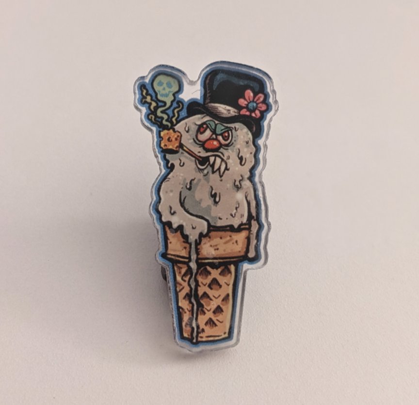 Zerostreet's tweet photo. The perfect bridge between Halloween and Christmas! The Ghouls Of Yule Frosty ⛄ pin has arrived.
#snowman #evil #Monster #icecream #icecreamcone #art #pin #pinstsgram #pins #holiday #christmas #halloween #design #creature https://t.co/aUcoDj7zcc