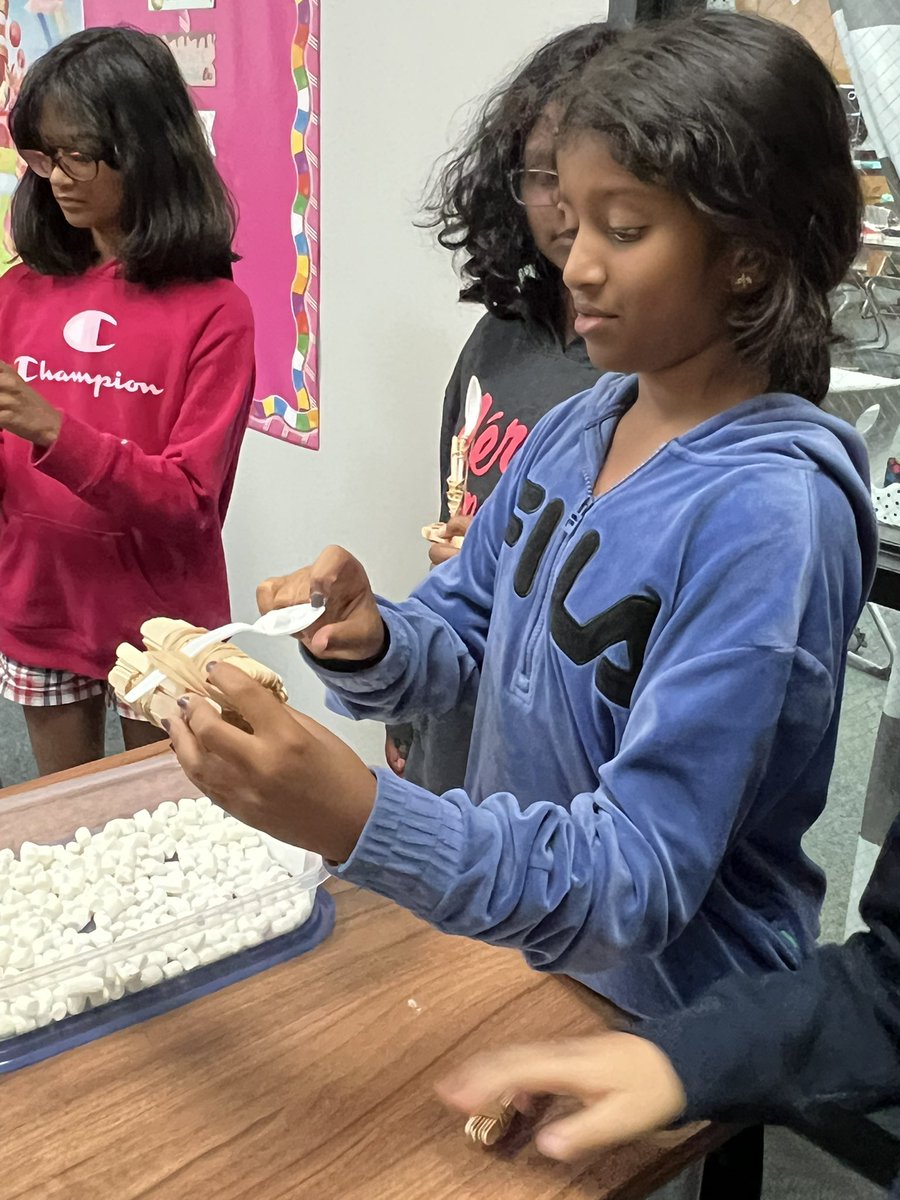 CarrieBoyleCISD's tweet photo. Last but not least, 5B’s turn to apply their learning and knowledge of mechanical energy! Building up the potential energy to maximize the kinetic of the marshmallow! We loved building and testing our marshmallow catapults in science! @AustinElem @AustinOurStory #CISD_Science https://t.co/UEVcvxdIkb
