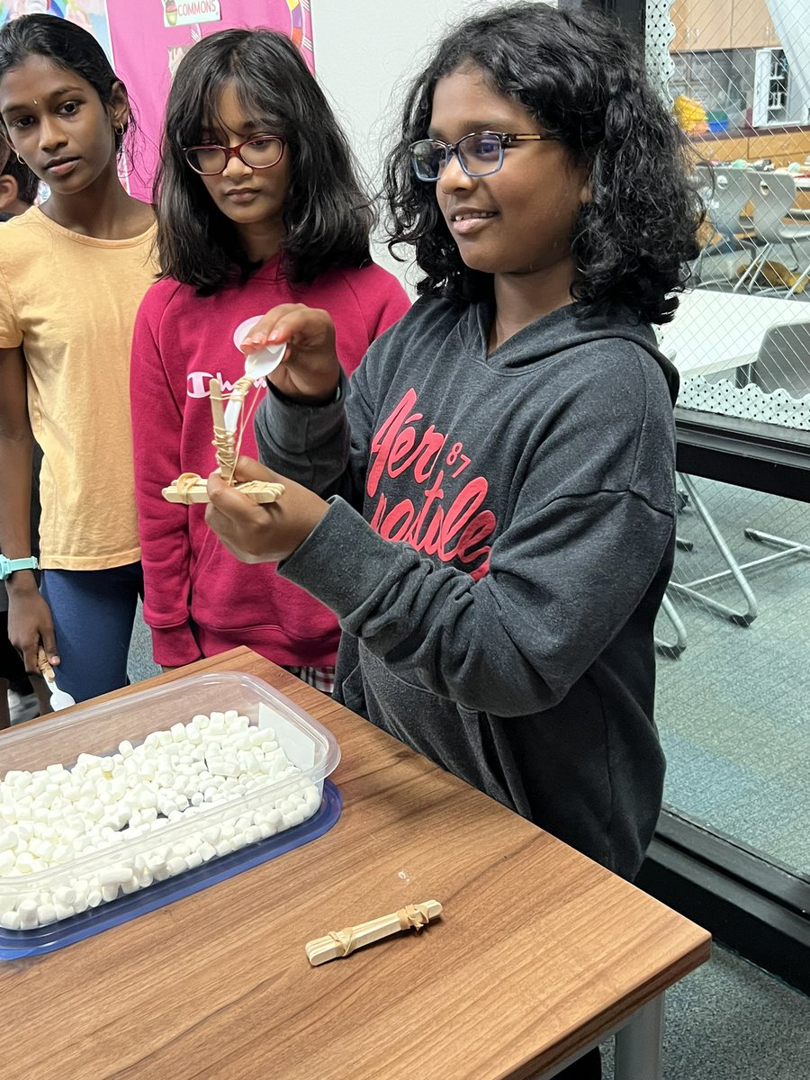 CarrieBoyleCISD's tweet photo. Last but not least, 5B’s turn to apply their learning and knowledge of mechanical energy! Building up the potential energy to maximize the kinetic of the marshmallow! We loved building and testing our marshmallow catapults in science! @AustinElem @AustinOurStory #CISD_Science https://t.co/UEVcvxdIkb