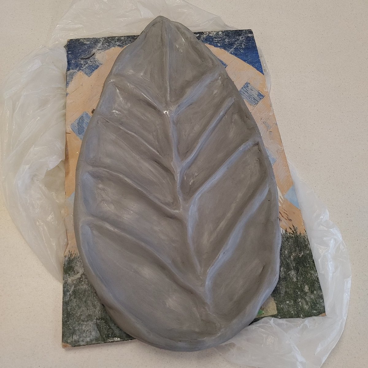 mskbarker's tweet photo. Ready to bisque ๐ฅ #clayfordays @PVECPanthers @PVECStudentCo @SSRCE_NS #clay #highschoolart #artsed https://t.co/SdCDZhIfHm
