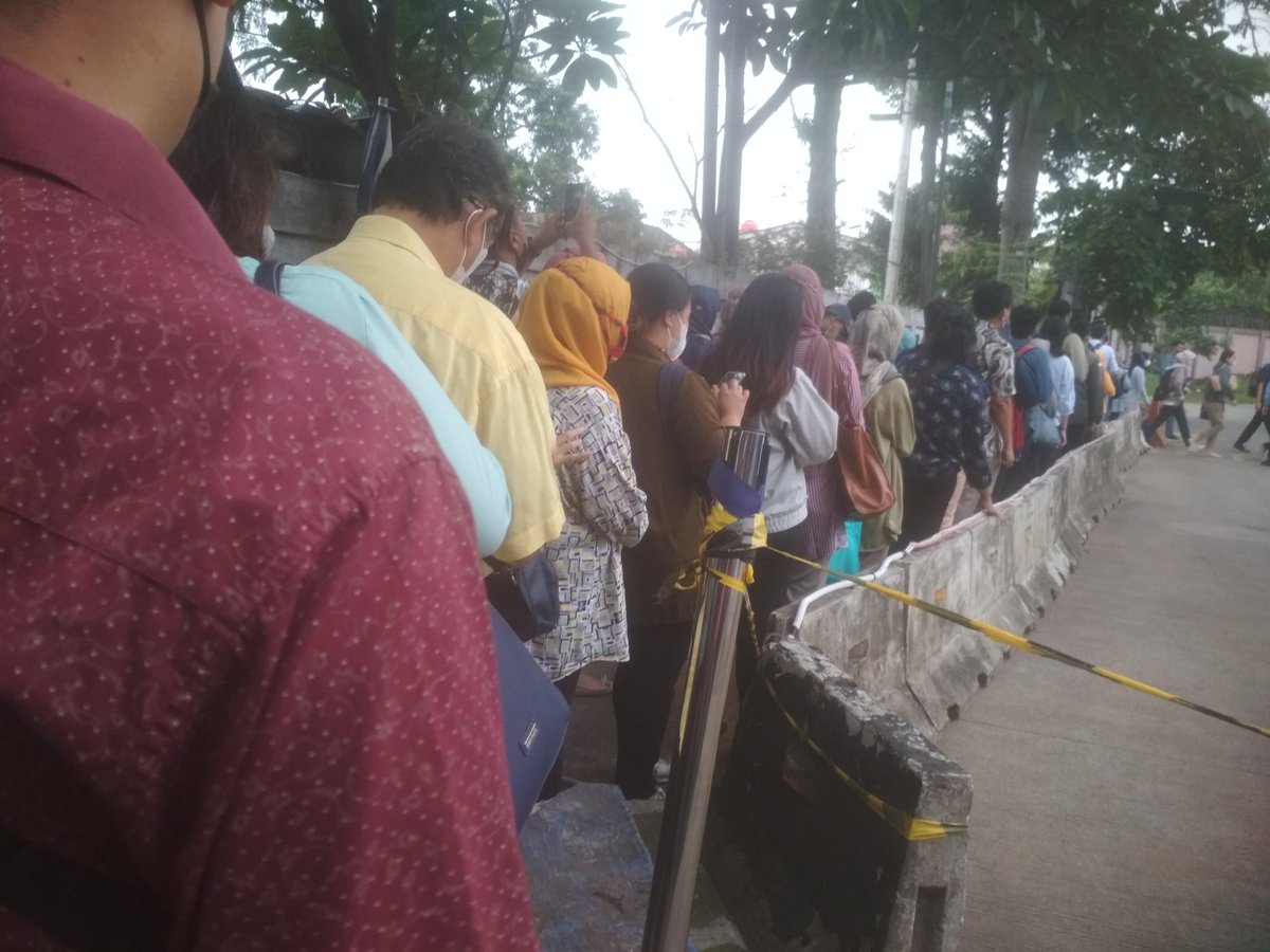 🤔 <a href="/PT_Transjakarta/">Transportasi Jakarta</a>