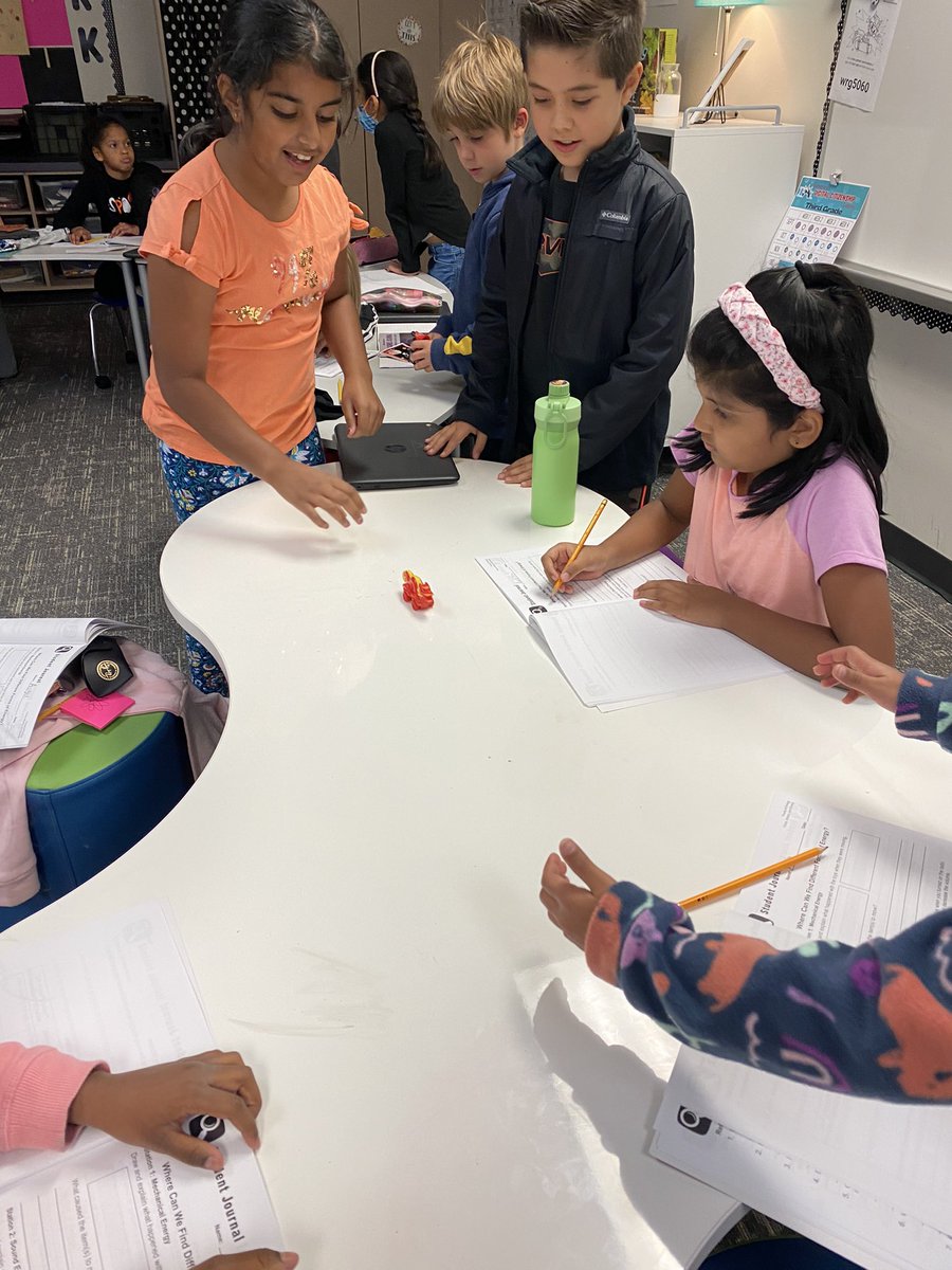 caseykelli1's tweet photo. We are learning about different forms of energy in science this week.  Today, students collaborated and discovered what happens when wind up toys move and what causes them to move. @IsbellPride #IsbellPride https://t.co/gQDiEDYJdF