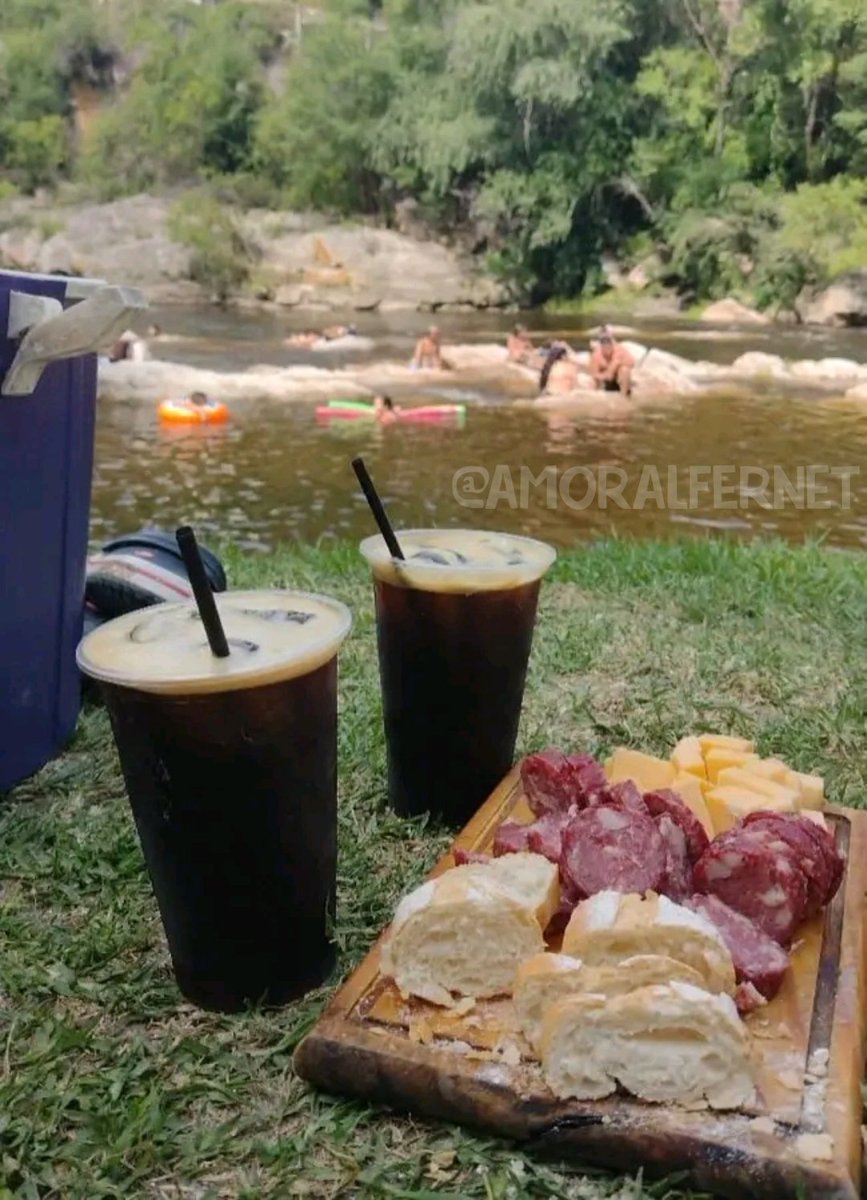 Amor al Fernet tweet media