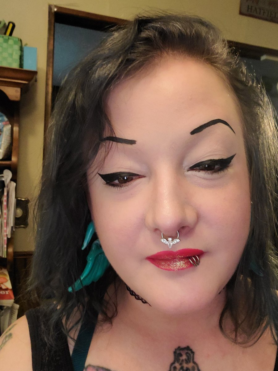 Kat Joyce tweet media