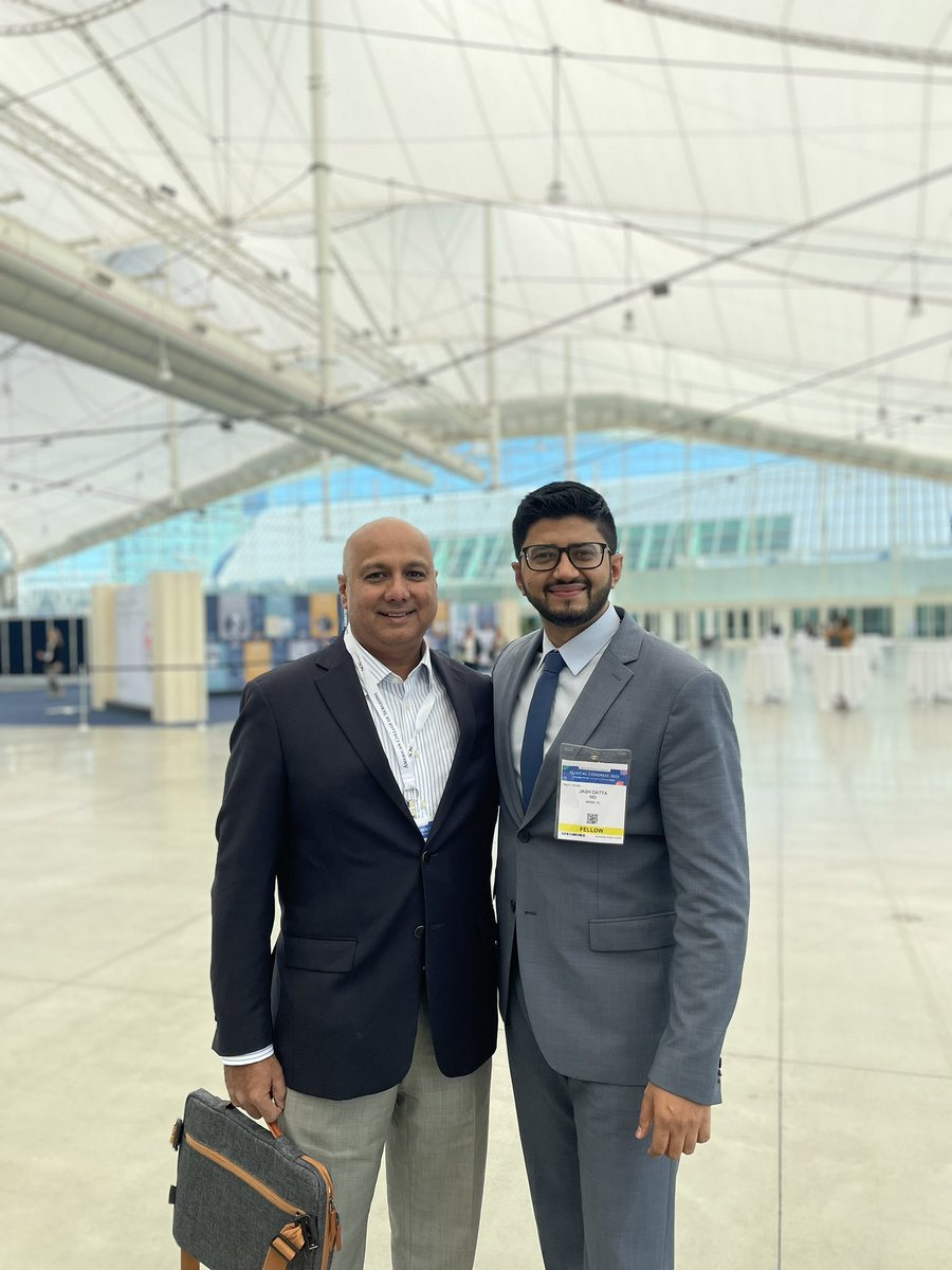 This is a Nipun Merchant @NbmerchantMD appreciation tweet. That’s it. Glad every day to call him a mentor, friend, confidante, & partner. Residents/fellows/faculty, find yourselves a person that will open doors without asking what’s in it for them @SylvesterCancer @umiamimedicine