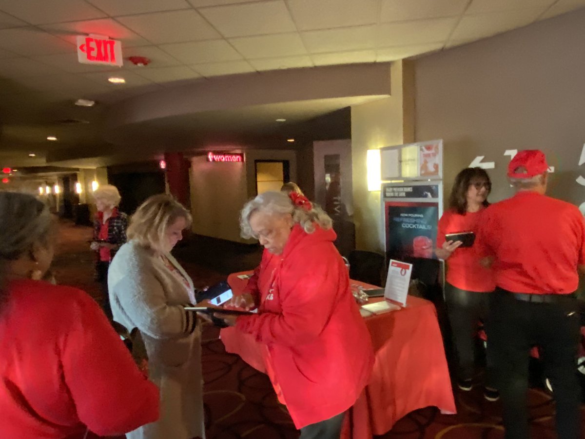 zsolistx's tweet photo. #MoviesForGrownups is back in #FortWorth! Our @AARPTX Volunteers were more than ready to help out during the screening of the movie the @ReturnofTanyaTucker. Join us for future movie screenings at https://t.co/pjXVWDaOFX 🎥 🍿 #AARPDFW #VolunteerPower #AARPEmployee https://t.co/QdwIP9tR9n