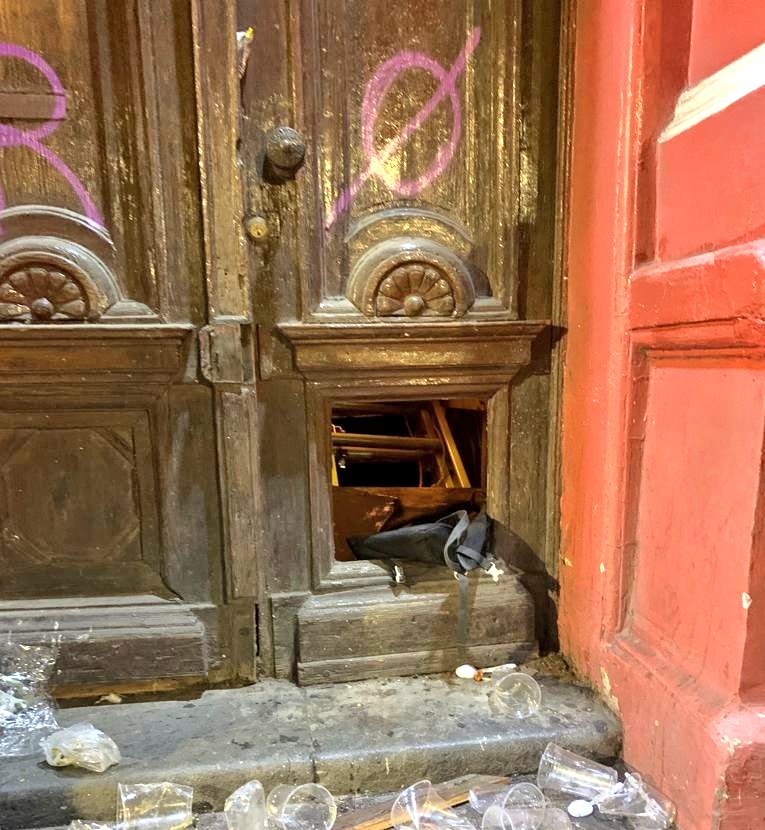 Bomberos de Chile tweet media