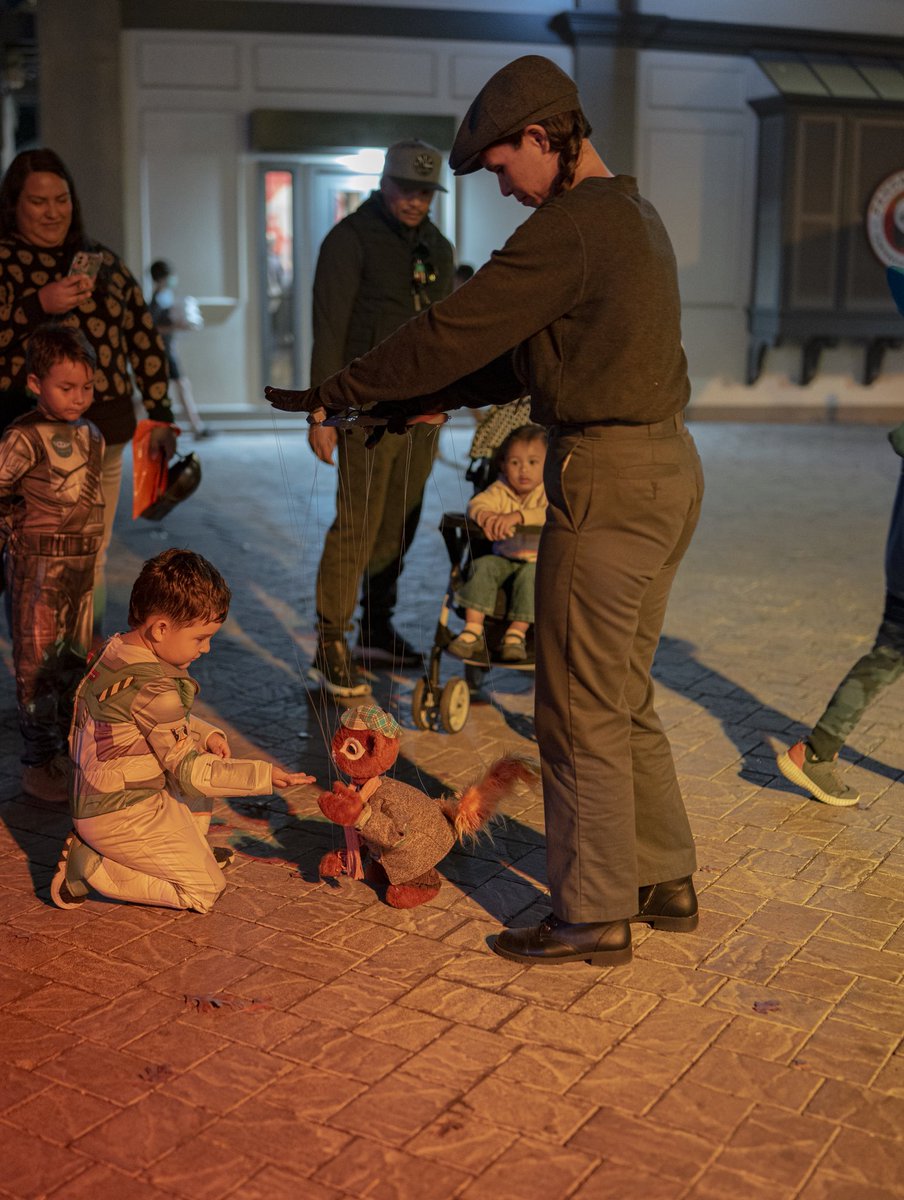 Only two weekends left to visit #CGATricksAndTreats! This fall family event is a great time for everyone! Be sure to arrive early for all the shows and stay late for those legendary RailBlazer night rides. <a href="/CAGreatAmerica/">California's Great America</a> #RideWithACE