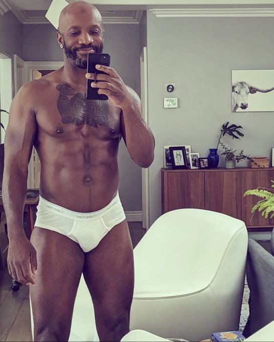 The whiteys are a lil tighter than usual. #tightywhiteytuesday https://t.co/3Xn0KDufxT<a href="/tag/tightywhiteytuesday"class="tags">#tightywhiteytuesday</a>