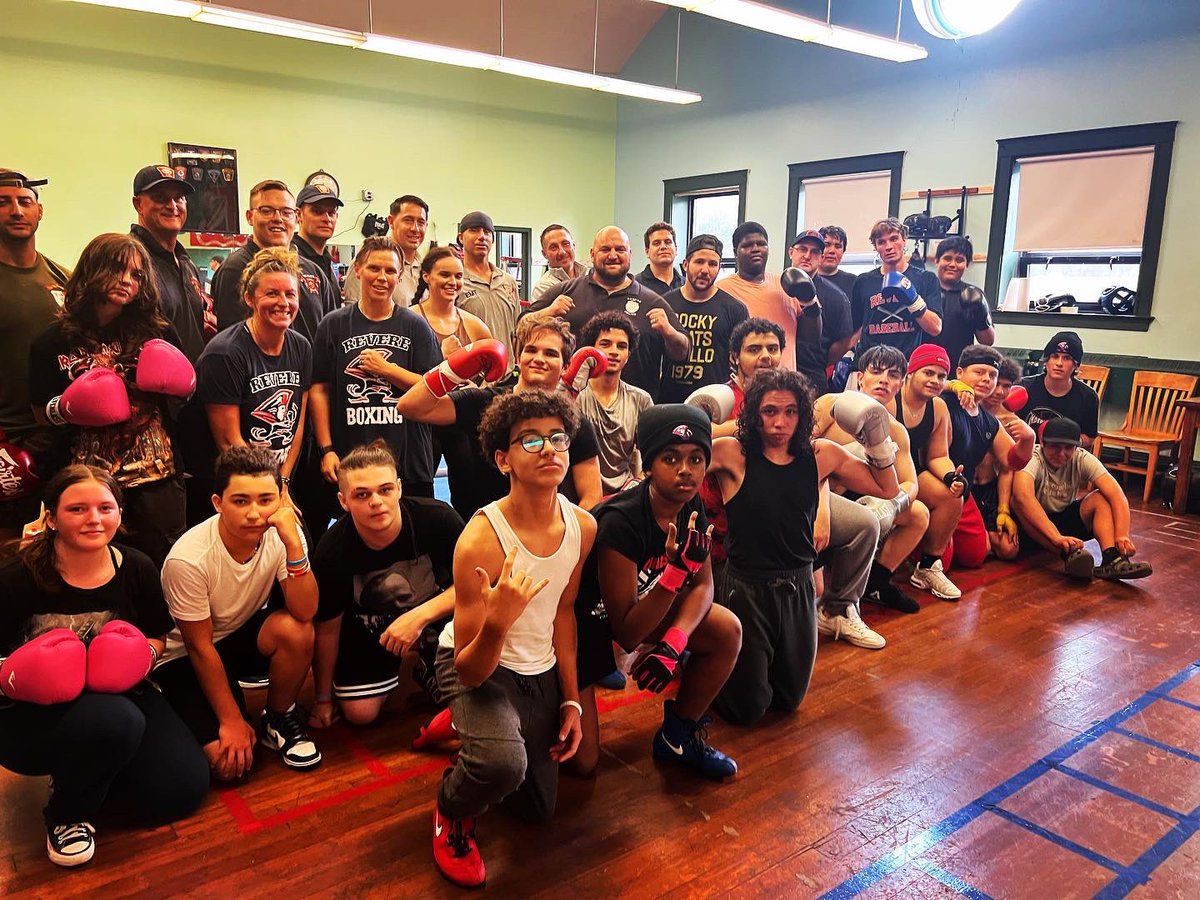 Thank you @reverefiredepartment for your generous donation and continued support for our after school boxing program; proud to have you in our corner 🥊 <a href="/RPS_Super/">Dianne Kelly, Ed.D.</a> @MayorArrigo <a href="/RHSBoxing02151/">Revere Boxing & Outreach</a> <a href="/reverepolice/">Revere Police</a> #communitypolicing #communityoutreach #reverefire #reverepolice