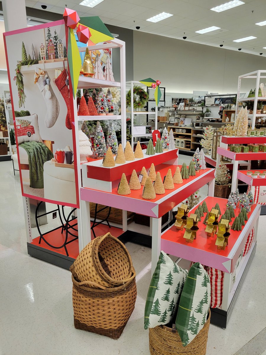 T-0801
<a href="/LouieRodD305/">Louie Rodriguez</a> <a href="/salazarlucy10/">Lucy Salazar</a> <a href="/raecourtney2/">Rae Courtney</a> <a href="/misael_najerab/">Misael NajeraB</a> <a href="/Gustavo34976964/">Gustavo Diaz</a> <a href="/BrendaPerez801/">Brenda</a> 
 Home christmas 2022 
#HolaLaredo