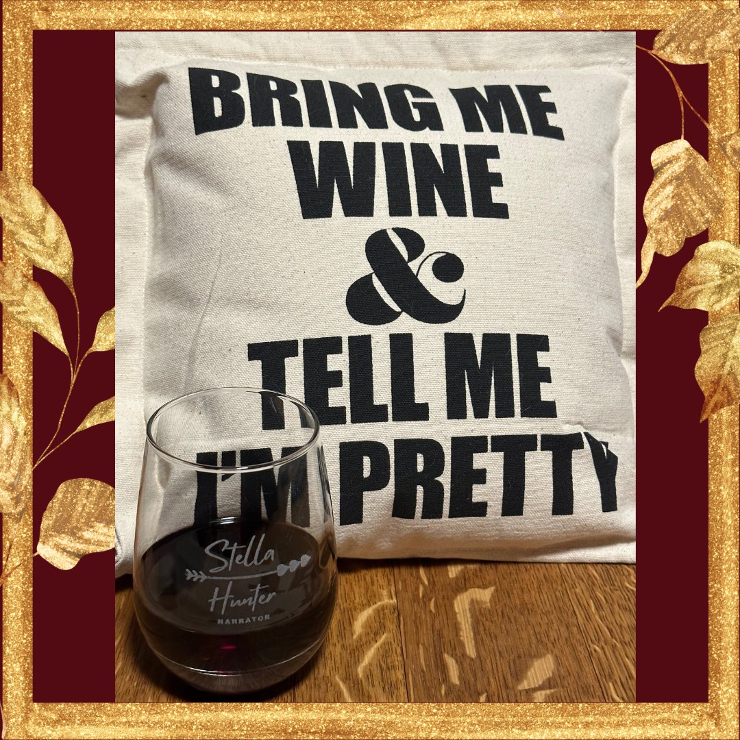 VoiceAddicted2's tweet photo. @stellahunternarrator has joined the lineup at https://t.co/sfHvpJtEnX and she is donating her portion of the proceeds to The Trevor Project🏳️‍🌈. Check out her collection now.😍👀🙌💙❤️ #merch #cheers #queenofaudio #stellasspiceclub #romancelandia https://t.co/ofbQmUCKWQ
