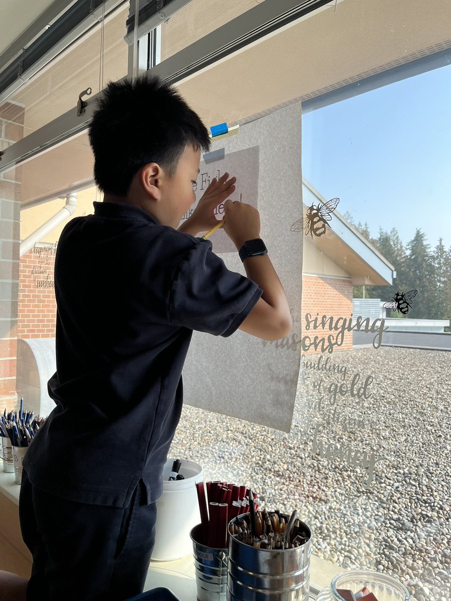 MsMapleBaxter's tweet photo. Starting to create “propaganda” posters for art 🎨 while learning about how leadership structures shape the way people live their lives 🫶 #ibed #ibart #inquiry https://t.co/cgKbOJVloy