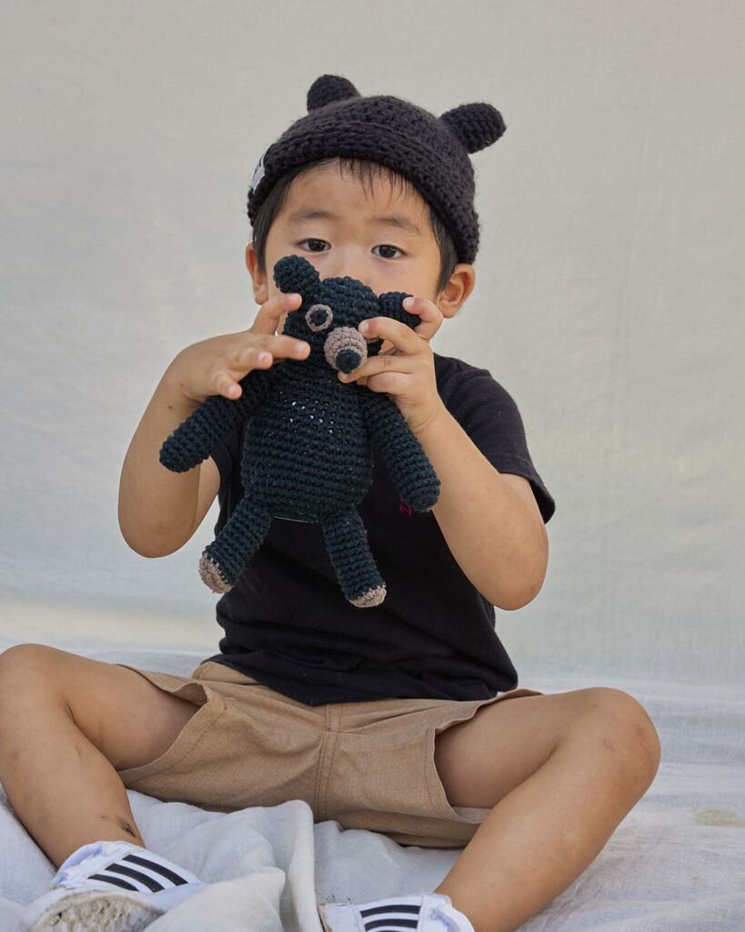 Twinning with your favorite stuffed animal is a new level of cuteness. instagr.am/p/Cj3-1NgOfMP/