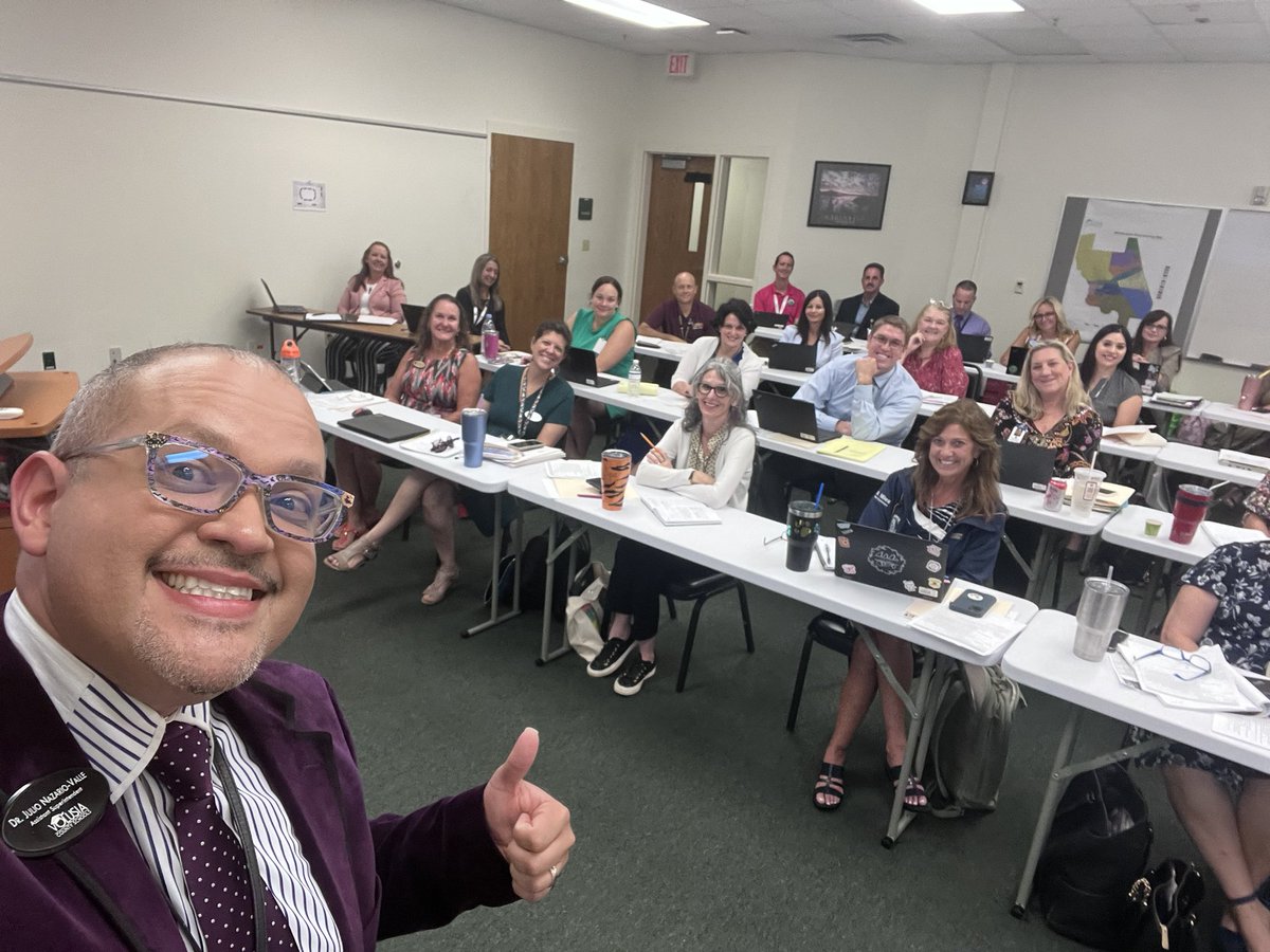 DrValleJ's tweet photo. Leaders instill in their people a hope for success and a belief in themselves.
Positive leaders empower people to accomplish their goals.

I am proud of our @volusiaschools Elementary Assistant Principals who stretched their thinking around instructional leadership today. https://t.co/QUTqp1hAW6