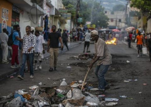 HRW pide detener deportaciones de haitianos ante crisis humanitaria dlvr.it/SbKDH9 #NDigital