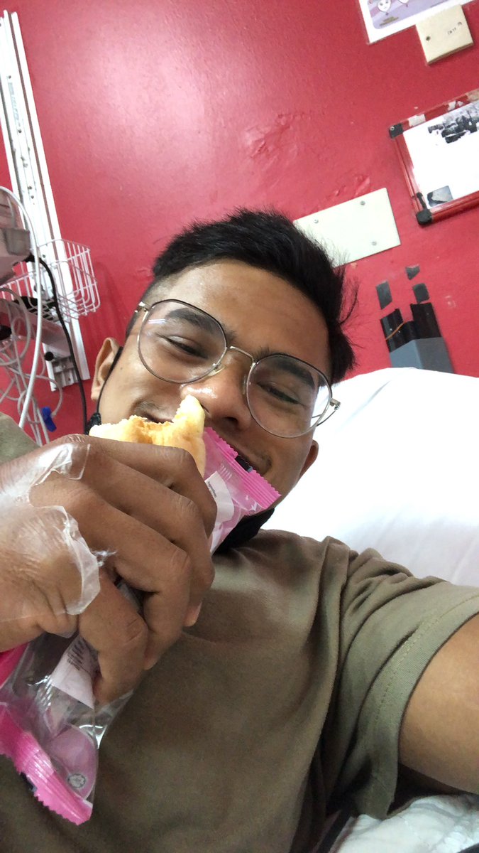ibnuzafran's tweet photo. jangan hisap voltbar gaes https://t.co/lZqNst5YkE