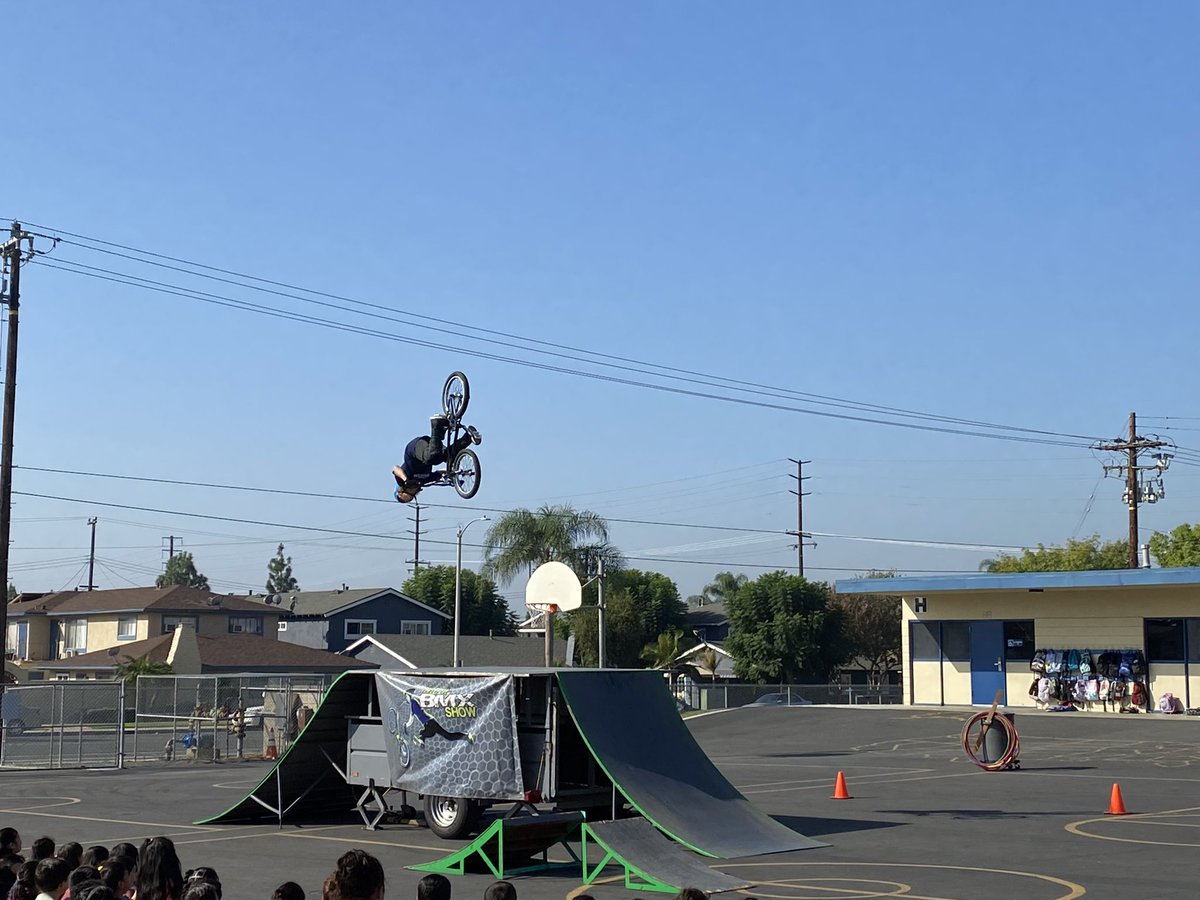 JoshRegerAP's tweet image. Teaching positive mindset and goal setting through some RADICAL moves on BMX bikes!