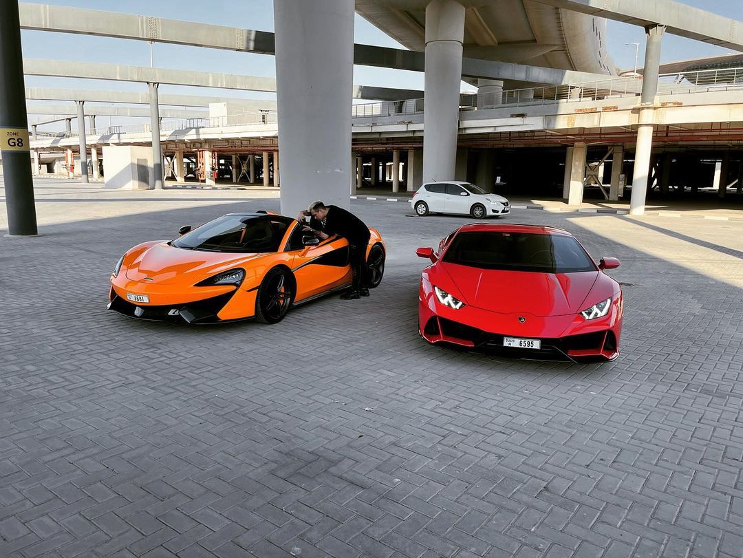 Rich Rental Car tweet media