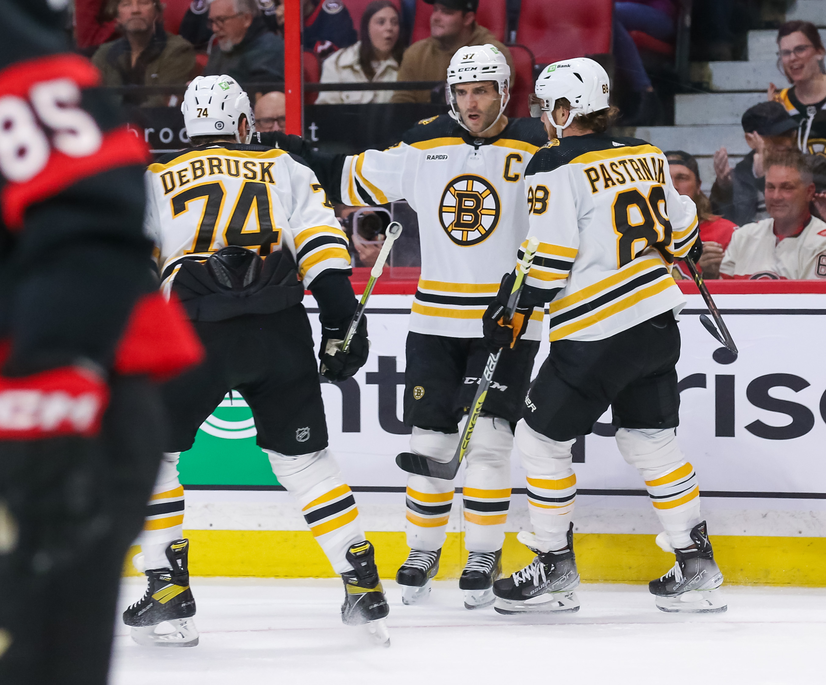 Beantown Rundown: Linus Ullmark to the bench and 2 other Bruins