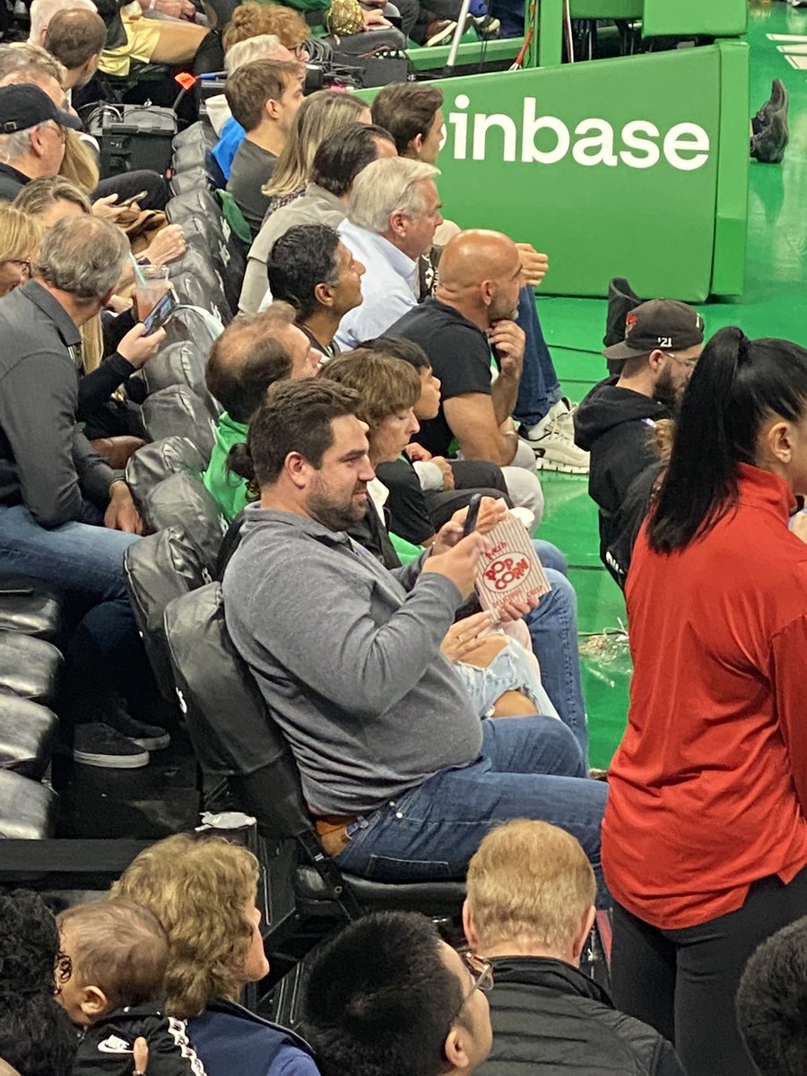 VingRhames007's tweet photo. Bad visual for @BarstoolBigCat at the Celtics game cheering on raining Blake of the Year @blakegriffin23 #GoCeltics https://t.co/LqXlKLPFBD