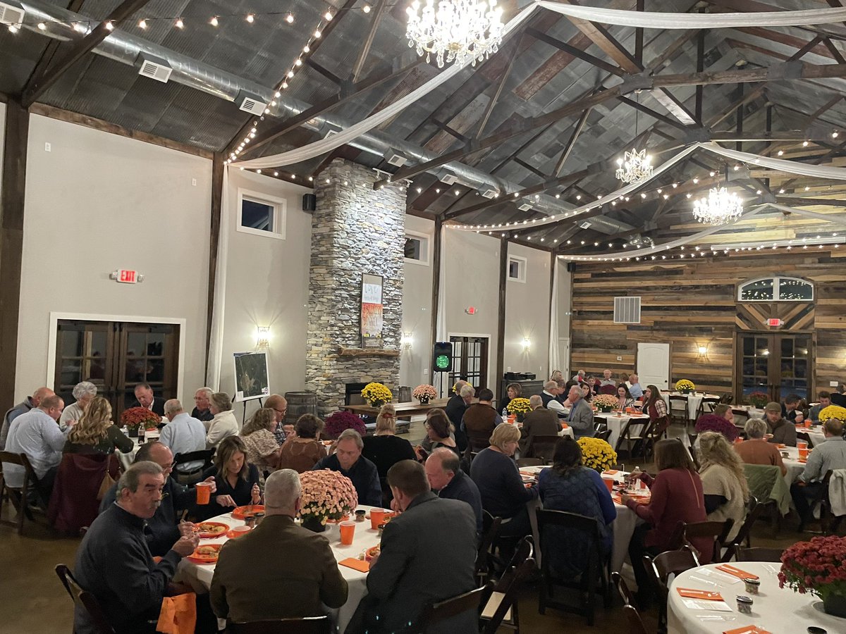 maxwellwise's tweet photo. From Frankfort to Scottsville…interim Educ  &amp; Transportation Cmte mtgs followed by an afternoon plant tour @ the Halton Company alongside @JamesComer &amp; local Allen Co officials.  Evening capped off by speaking at the Scottsville Business Appreciation dinner. https://t.co/bU2H5DNVBf