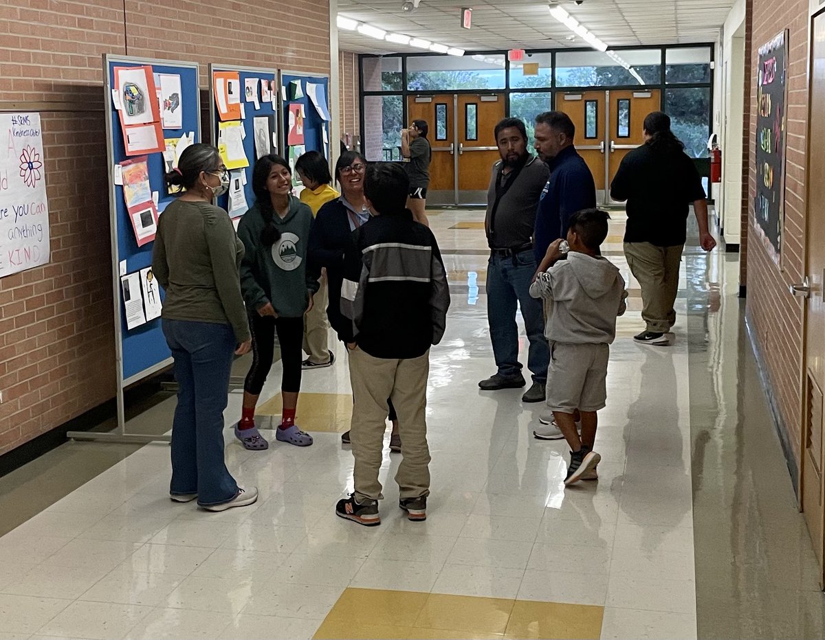 NISDRoss's tweet photo. Great seeing all of our Rebels at our ELA & Math Family Night. #RossIgnited https://t.co/wuVuAJpXd2