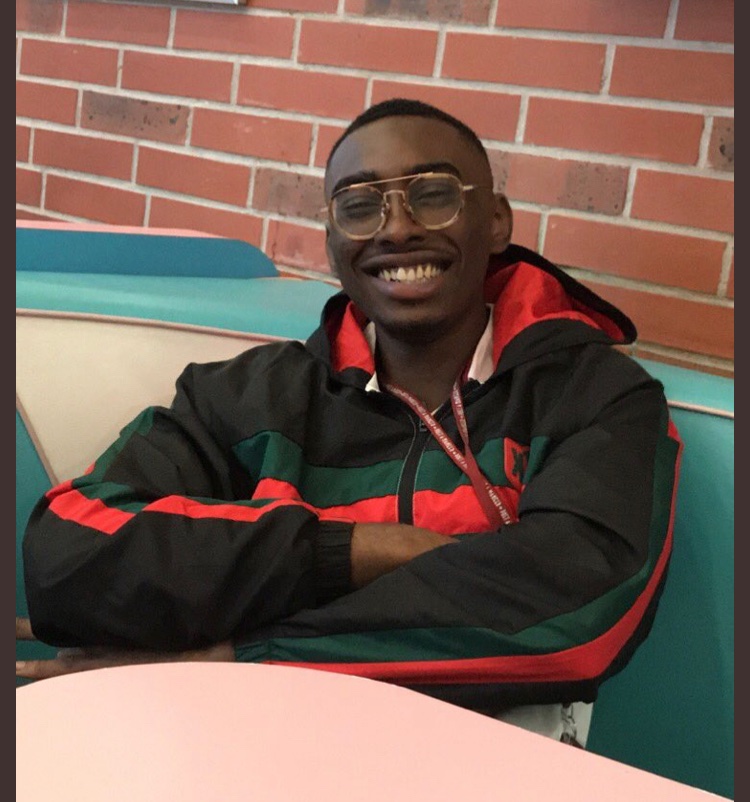 mexicanodizona's tweet photo. Maes après avoir était accusé de raciste envers le peuple noir et les maliens 😂😂 il s’est transformé en mandjack #nintch #maevaghennam https://t.co/IIvCJGMOQg