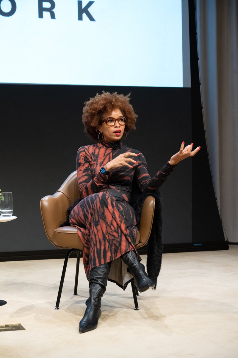 MarkingTimeArt's tweet photo. Images from tonight’s Humanities New York talk. Many thanks to @humanitiesny for hosting this wonderful conversation between Reginald Betts (@dwaynebetts) and Nicole R. Fleetwood (@NicoleFleetwoo2)

Photos by graduate researcher Xavier Hadley https://t.co/fUtKvXopxJ
