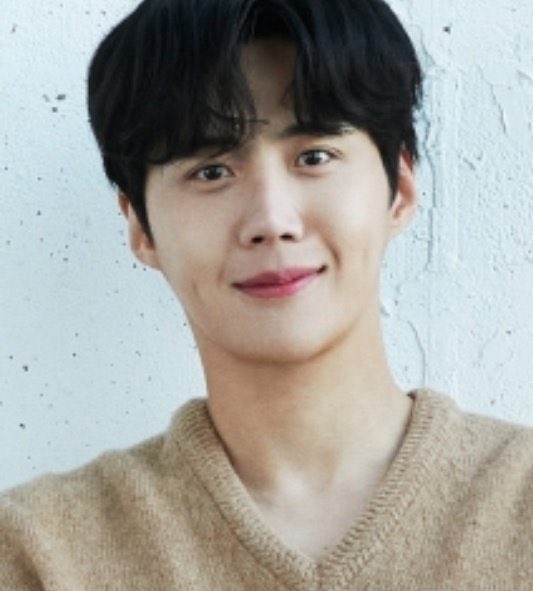 KimSeonhoBrasiI tweet picture