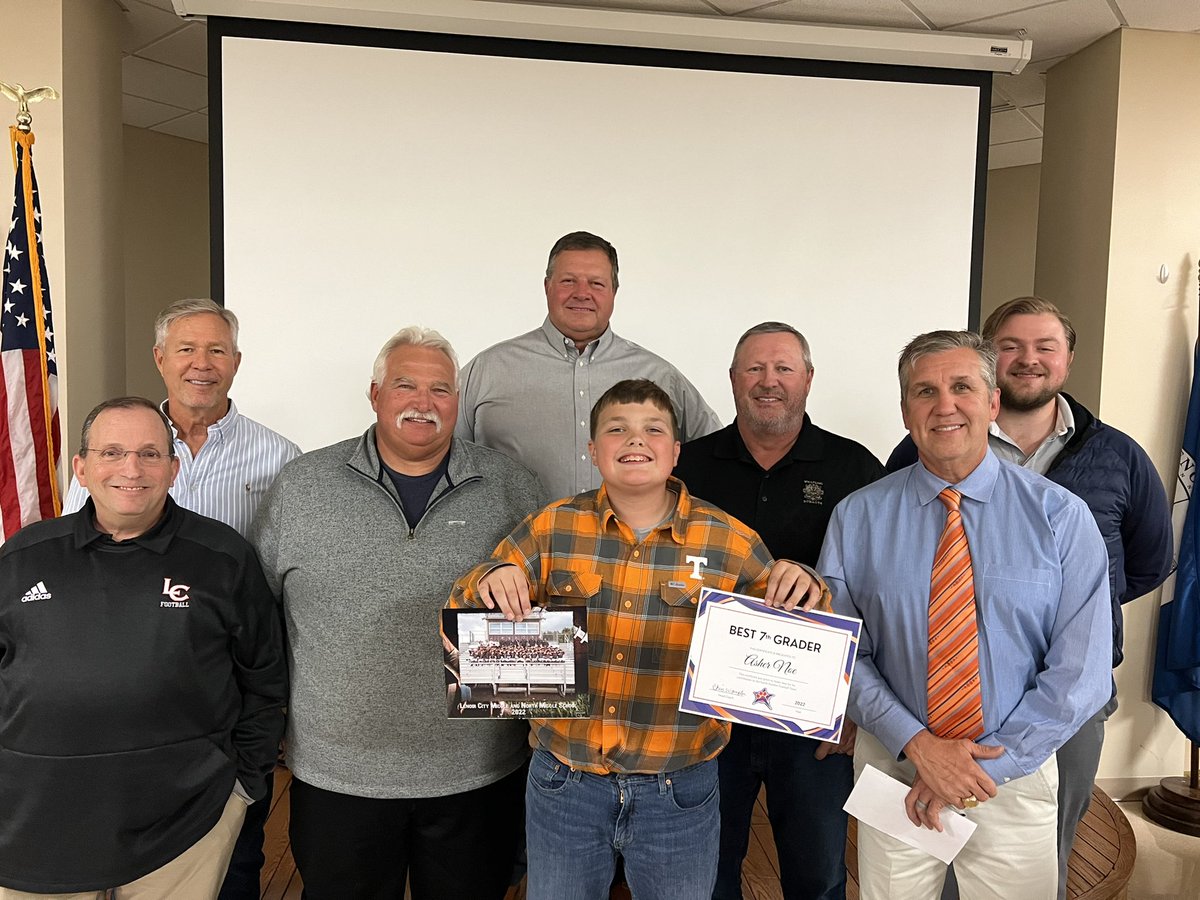 Asher Noe was named ”Best 7th Grader” Football player tonight for North Panthers Football! Thank you to all the coaches, trainers, & friends that have poured into Asher! We are so blessed with the BEST Middle School coaching staff in the REGION! #NorthPanthers #D1knoxville