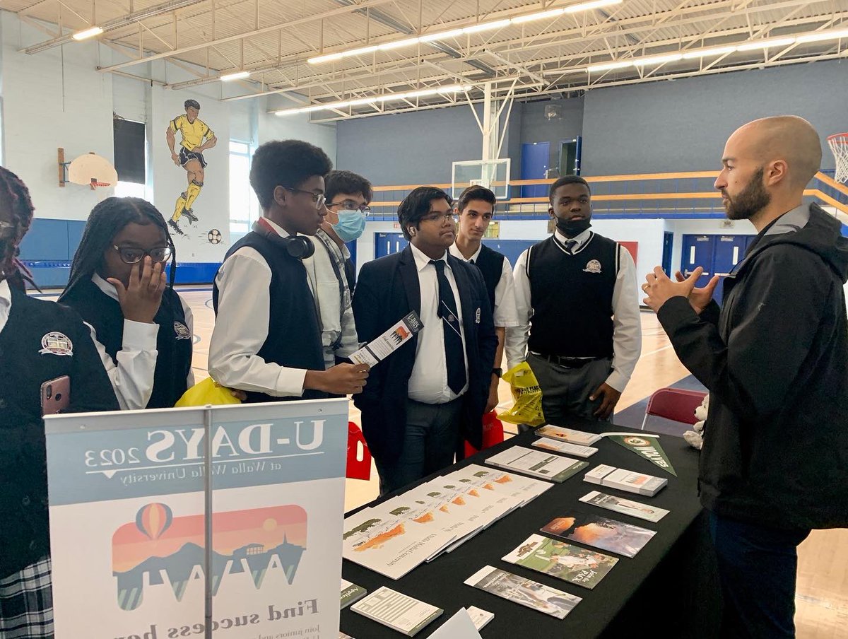 crawfordacad's tweet photo. #AdventistUniversityFair is back!  Our Juniors &amp; Seniors met with recruiters to talk about programs, admissions &amp; scholarships. https://t.co/YpoB11lpFu